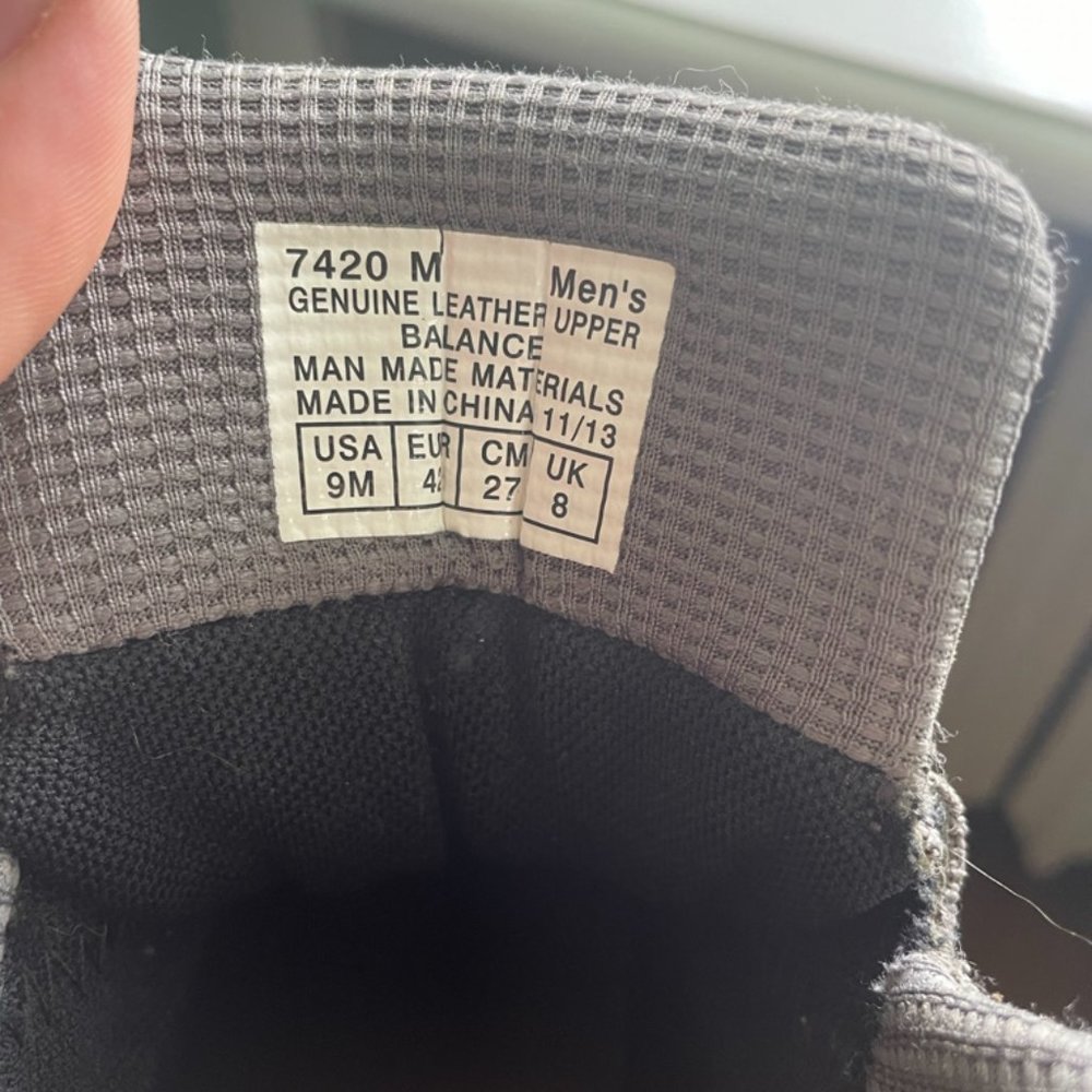 VASQUE {9M} Hiking Boot Brown 7420 - Picture 2 of 4